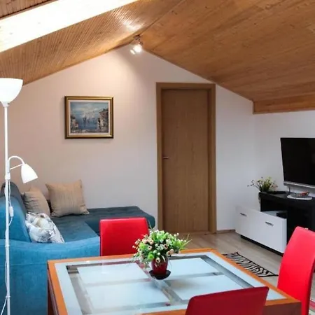 Casa de Férias House Golovik Brseč