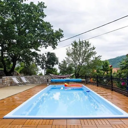 Vikendica House Golovik *